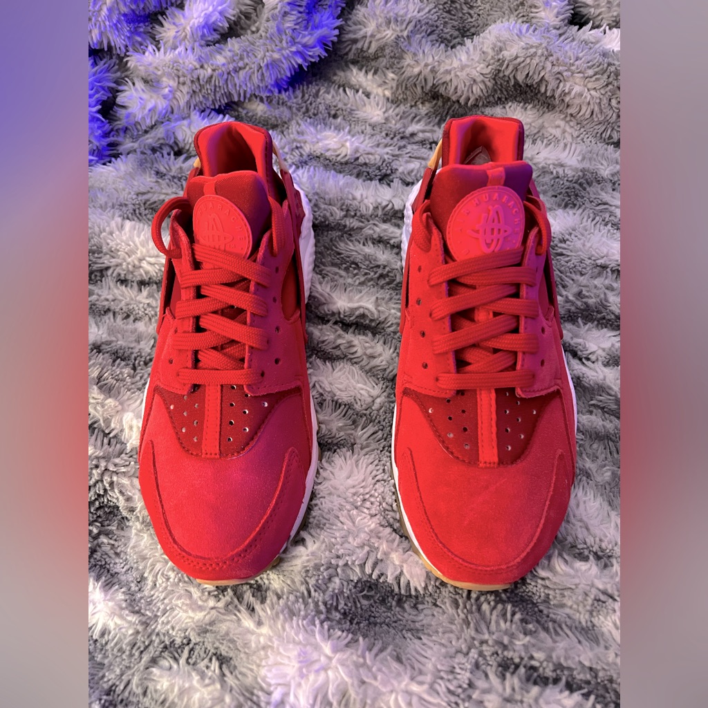 Nike Womens Air Huarache Run Sd (Red & Gum Sole)